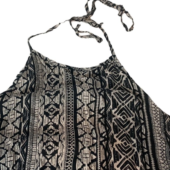 Forever 21 halter top Aztec print romper - Picture 4 of 7